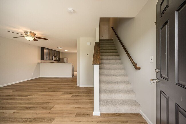 Building Photo - 114 Willott Square Dr