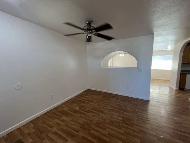 Building Photo - SAC T 1138