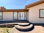 Foto principal - Exquisite Single-Story Home on Expansive H...