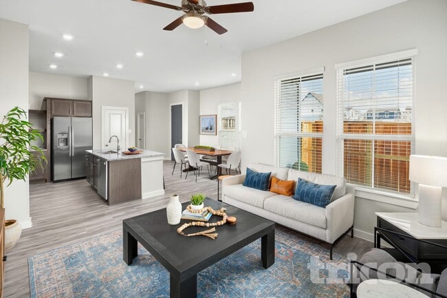 Interior Photo - Tricon Willow Creek