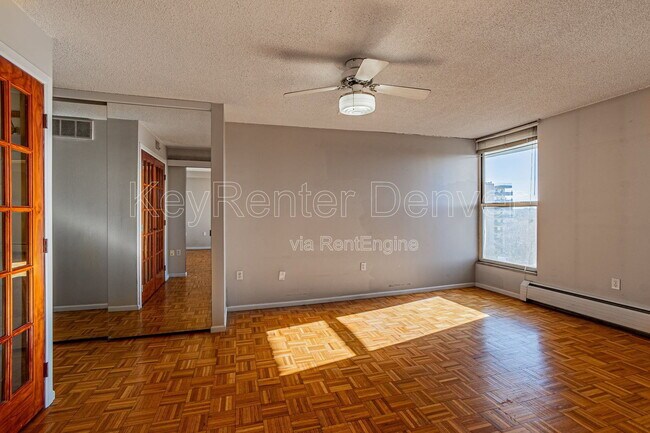 Building Photo - 740 N Pearl St