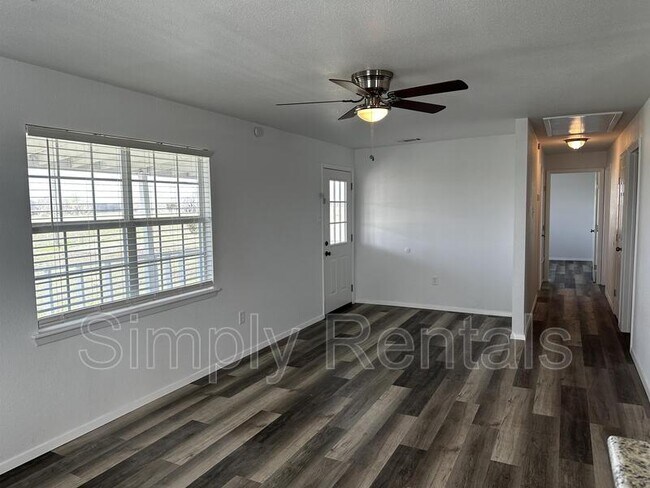 Foto del edificio - 1979 FM2649