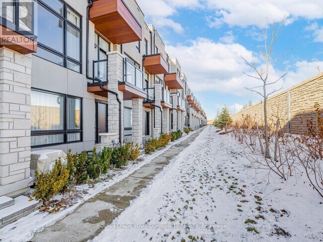 Building Photo - 131 Carpaccio Ave