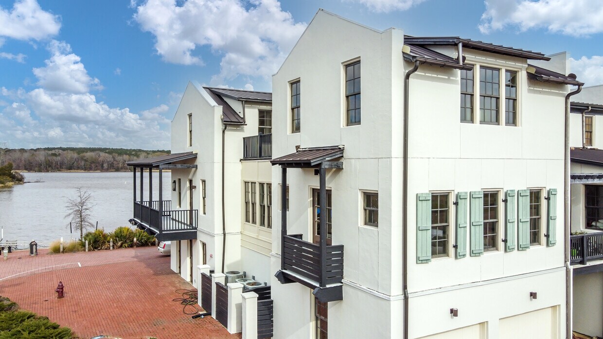 147 Republic St Condo for Rent in Madison, MS