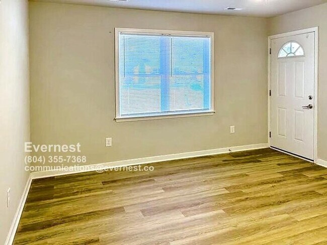 Foto del edificio - 15803 Meridian Ave