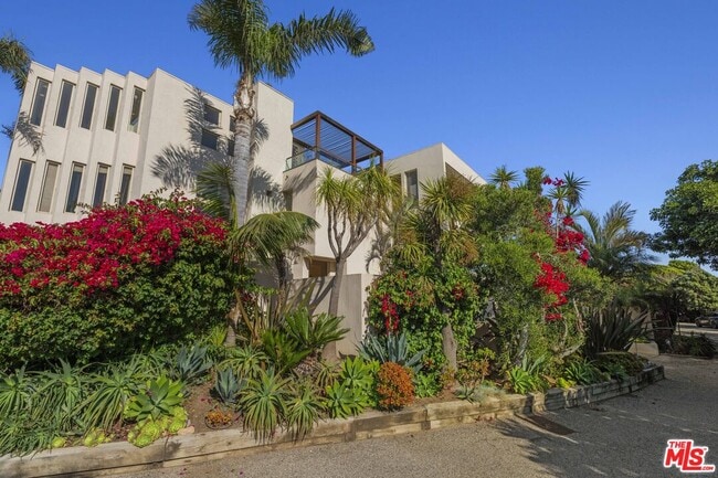 Foto del edificio - 31851 Seafield Dr