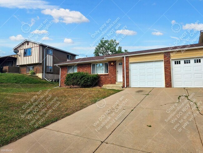 Foto del edificio - 4 br, 2 bath Duplex - 933 S Yarrow St