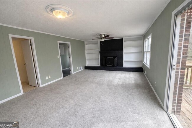 Foto del edificio - 4093 Hideaway Dr