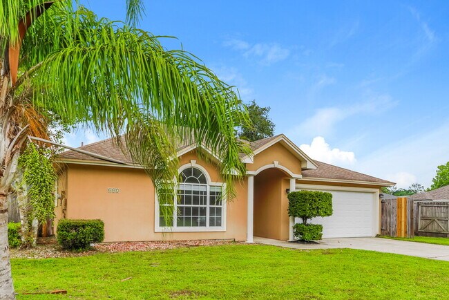 Foto del edificio - 607 Cozybrook Ln