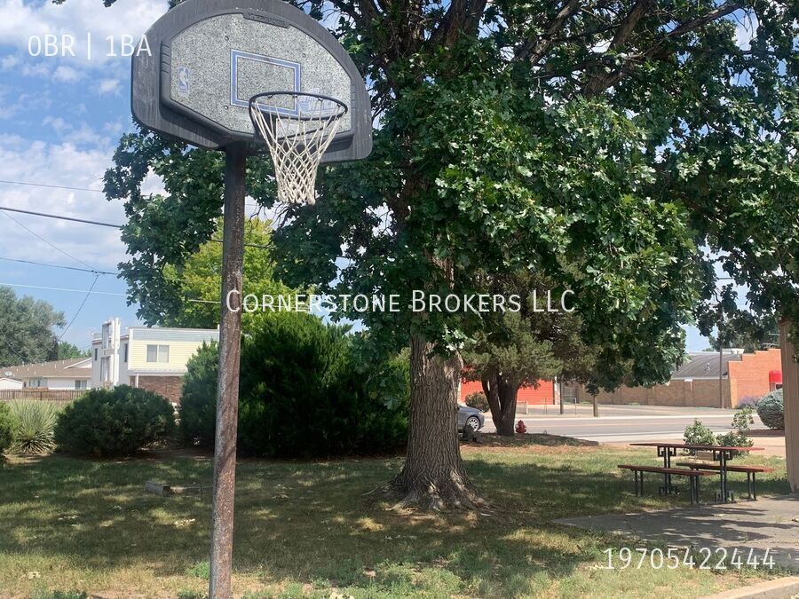 Foto del edificio - 1408 Edison St