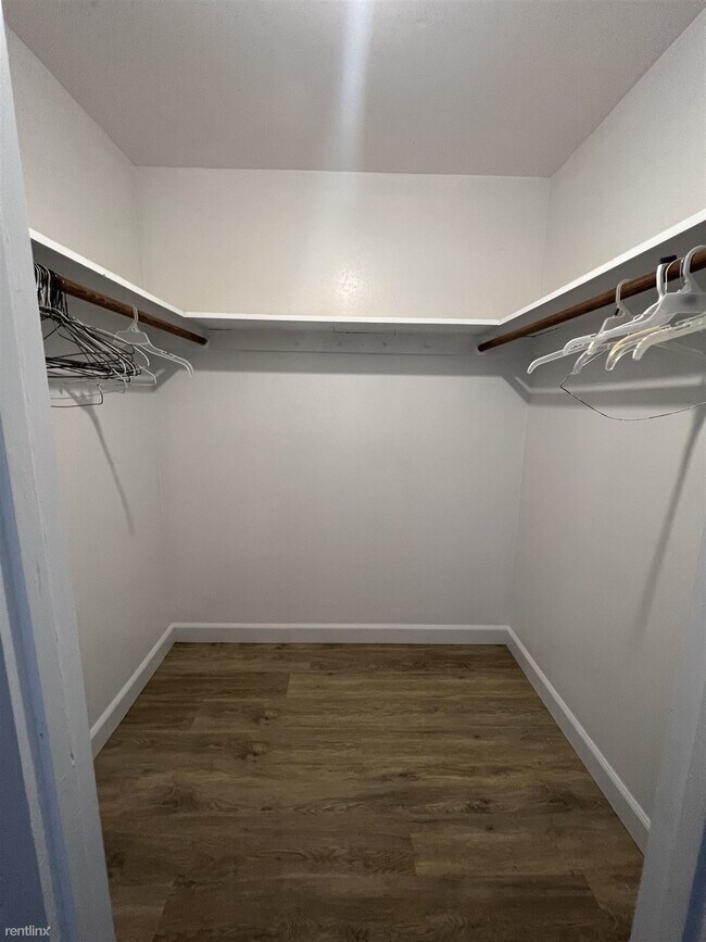 Foto del edificio - 4 br, 2 bath House - 45 Thrift Street