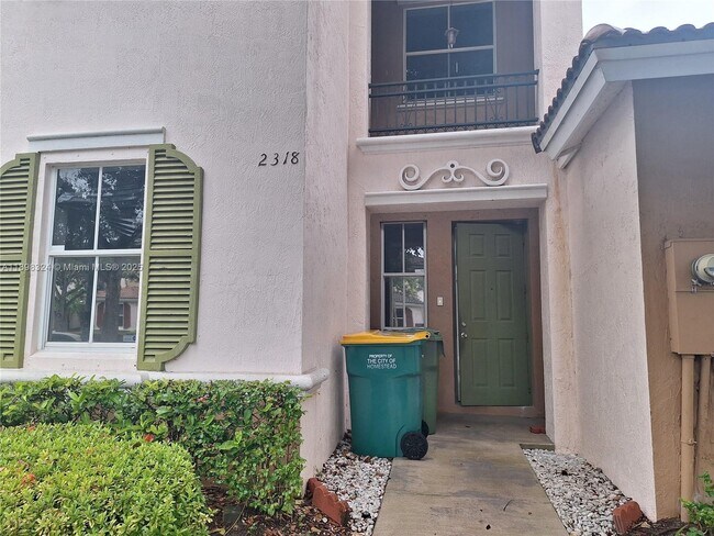 Foto del edificio - 2318 NE 42nd Cir