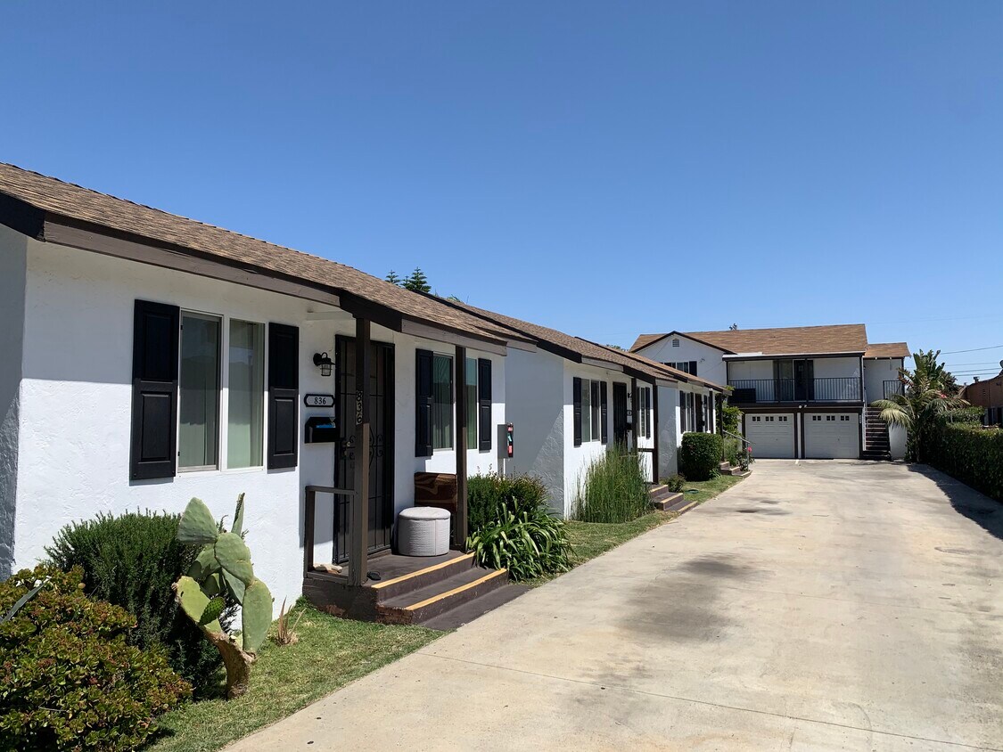 Building Photo - 836 Bay View Ave