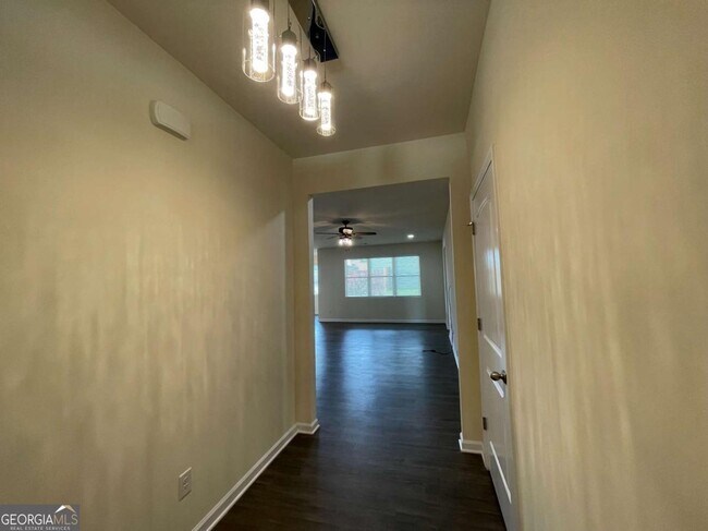 Foto del edificio - 78 Rapps Ave