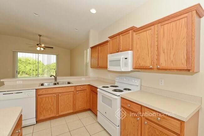 Building Photo - 8716 Sandy Plains Dr