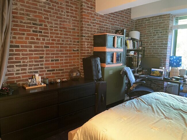 Foto del edificio - 42 8th St