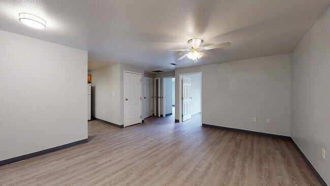 Foto del edificio - Wheelhouse Apartments