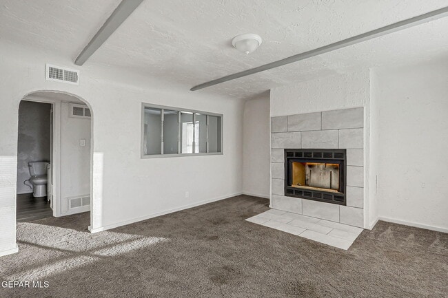 Building Photo - 580 Chula Vista St