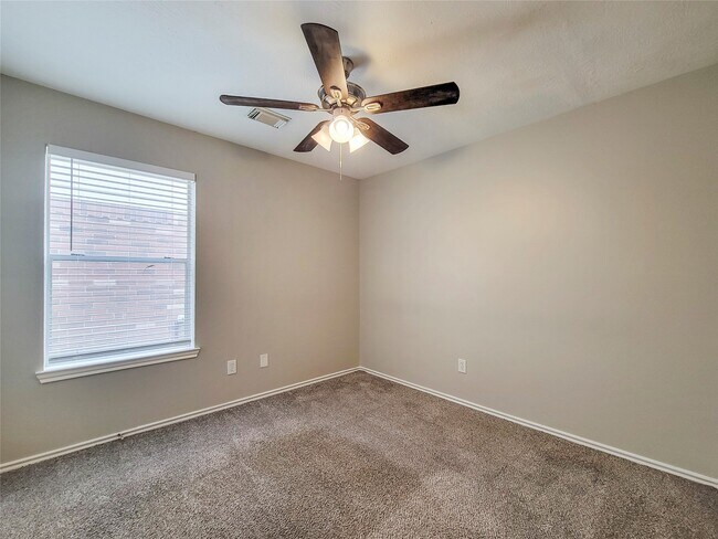 Foto del edificio - 18614 Atascocita Park Dr
