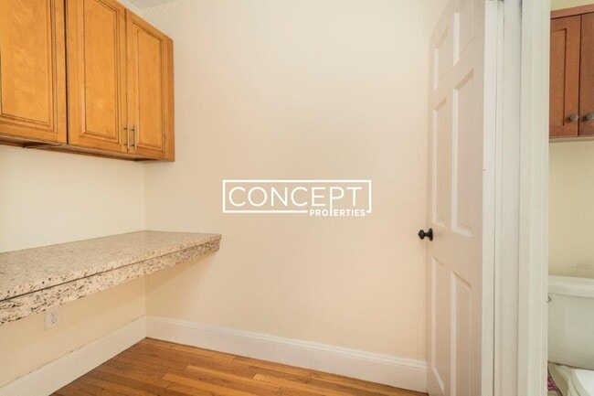 Building Photo - 138A Highland Ave. Unit 6B