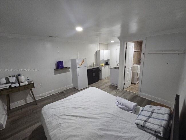 Foto del edificio - 2521 NW 32nd St