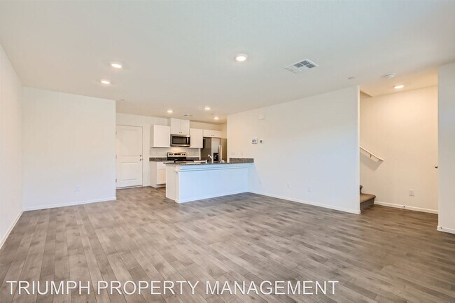 Foto del edificio - 3 br, 2.5 bath House - 7940 Fields Forever...