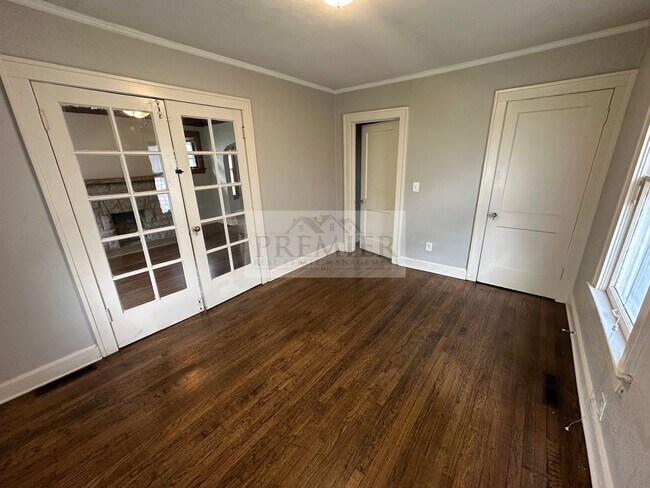 Foto del edificio - 5618 Forest Ave