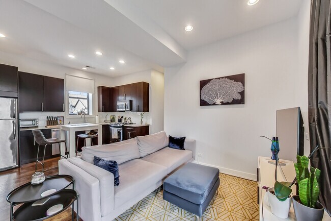 Foto del edificio - 1501 N Bosworth Ave