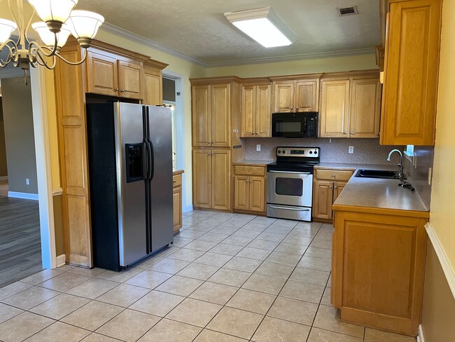 Foto del edificio - 14 Blueberry Ln