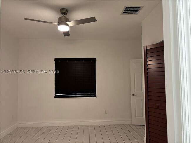 Foto del edificio - 1131 SW 86th Ave