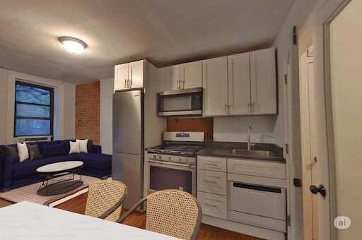 Photo - 410 East 13th (btwn 1st Ave & Ave A), #2D