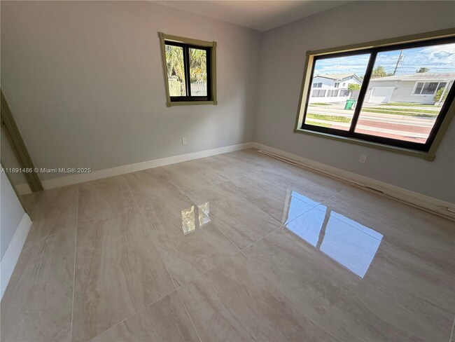 Foto del edificio - 2120 SW 84th Ave