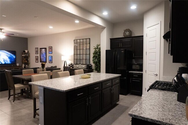 Foto del edificio - 1611 Arcilla St