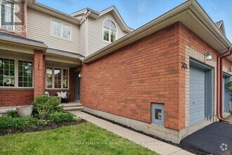 Building Photo - 304 Applecross Crescent