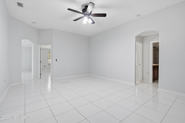 Building Photo - 9847 Sailor Dr