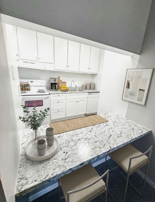 Foto del interior - Hampton Hall | Comfort, Convenience, & Community – All In One