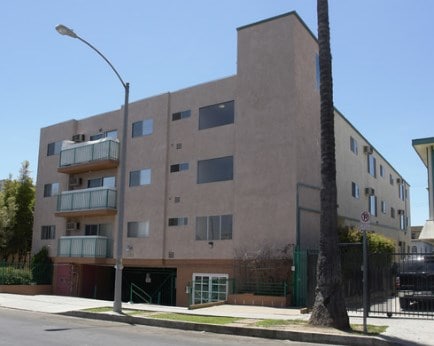 Building Photo - 123 Mariposa N Ave