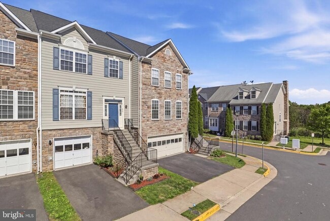 Foto del edificio - 915 Buttonwood Terrace NE