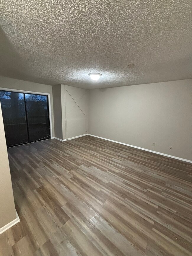 Building Photo - 641 N Betty Jo Dr