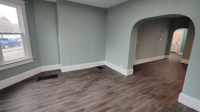 Foto del edificio - 1227 Maysville Ave