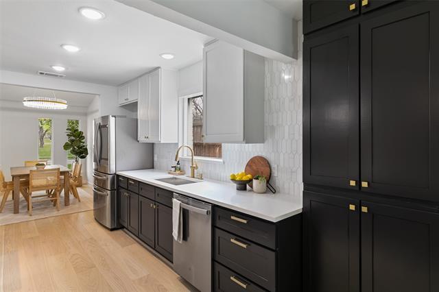 Building Photo - 12507 High Meadow Dr