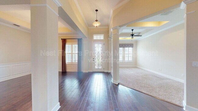 Building Photo - 463 Oxford Estates Way