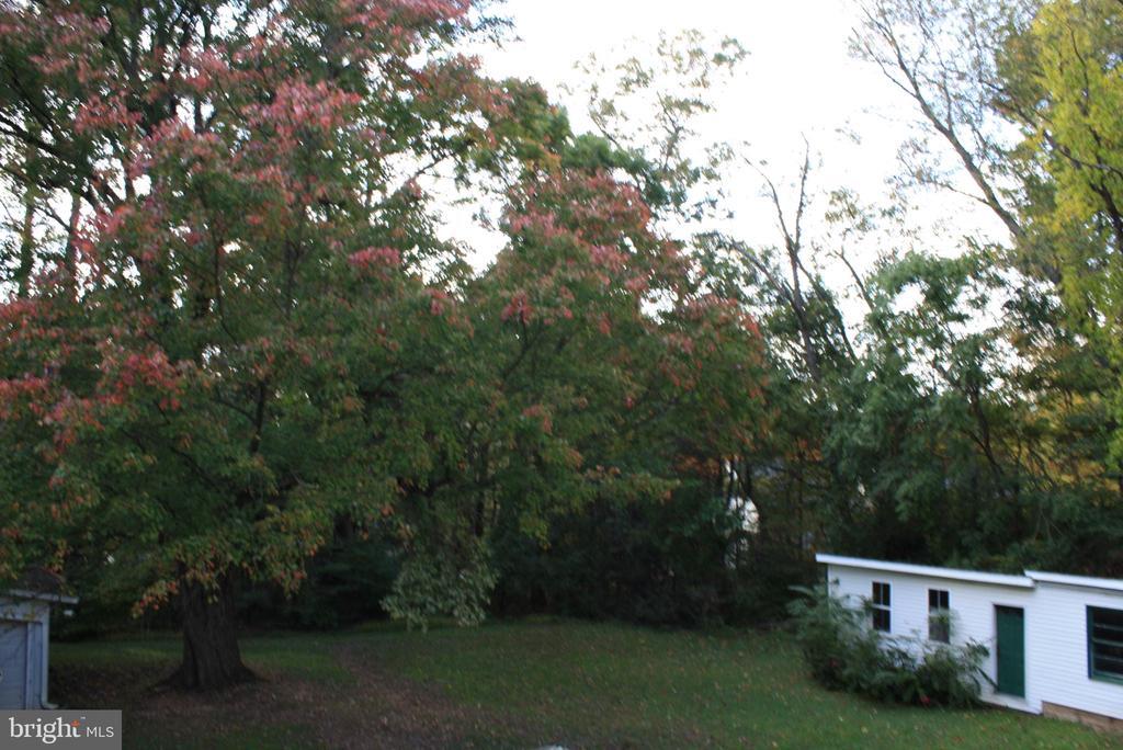 Primary Photo - 7079 Guilford Rd