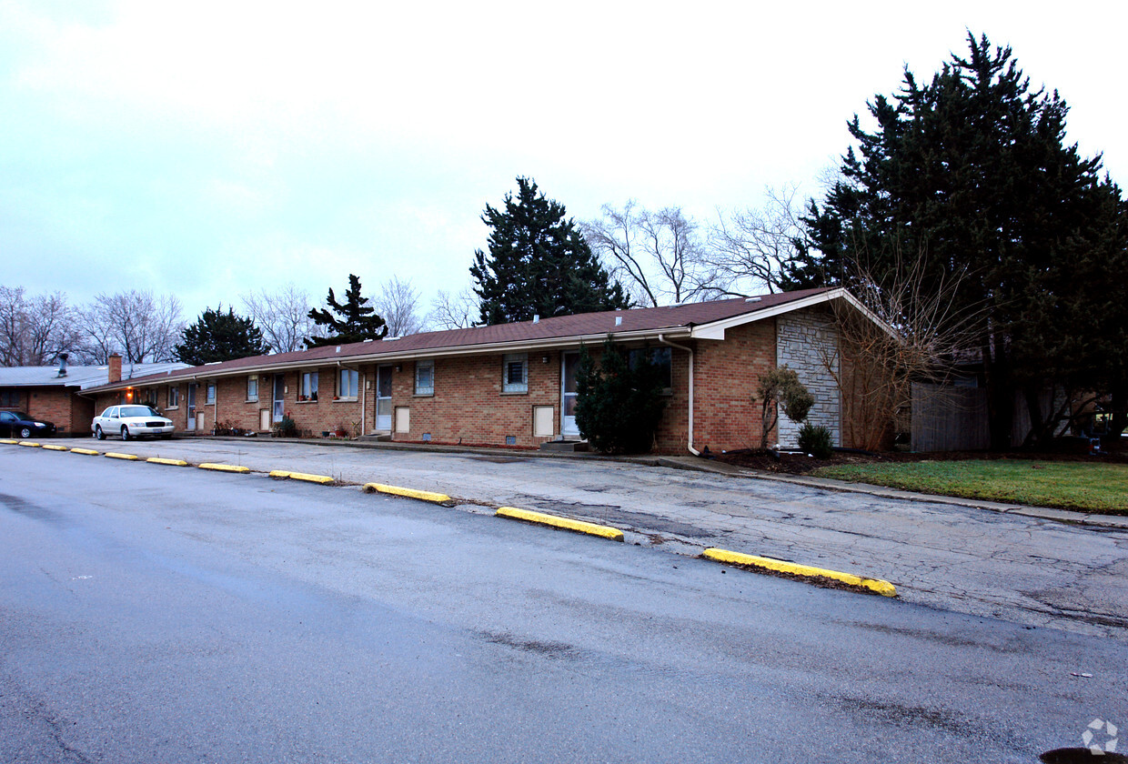 Parking Area - Oak Ridge Convalescent Home