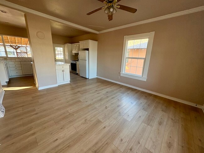 Building Photo - 1465 Central Ave