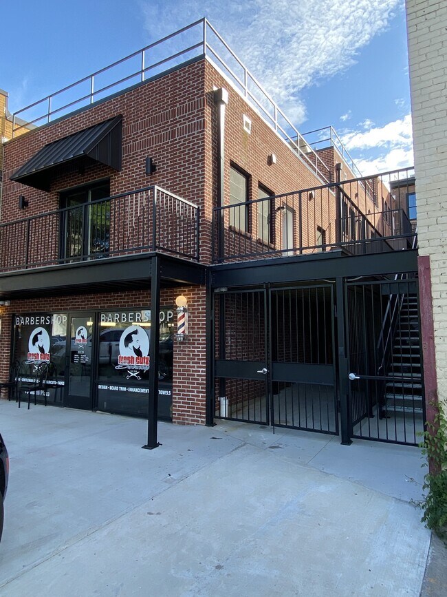 424 Main Street Luxury Apartments Apartments in Middletown, CT