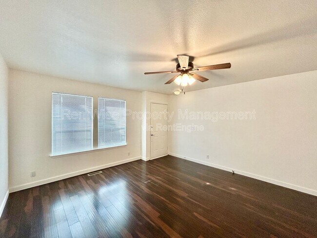 Foto del edificio - 8990 W Cory Ln