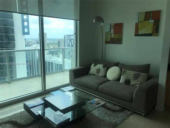 Building Photo - 300 S Biscayne Blvd