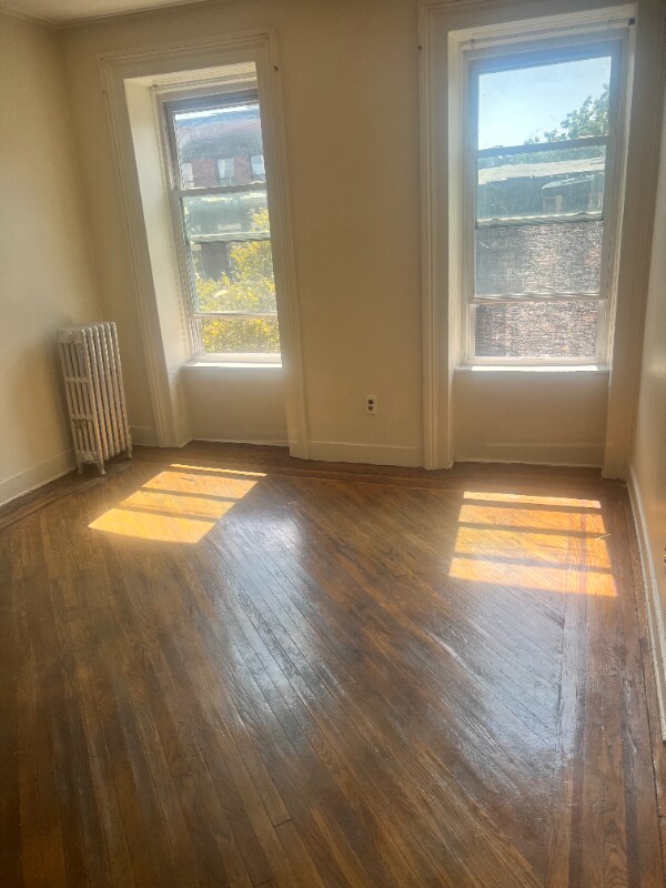 Foto principal - 1397 Pacific St