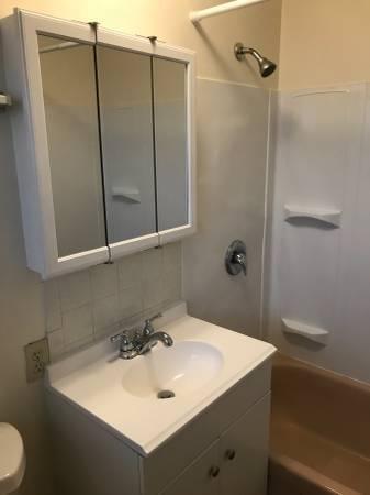 Building Photo - 0 bedroom in Seattle WA 98117